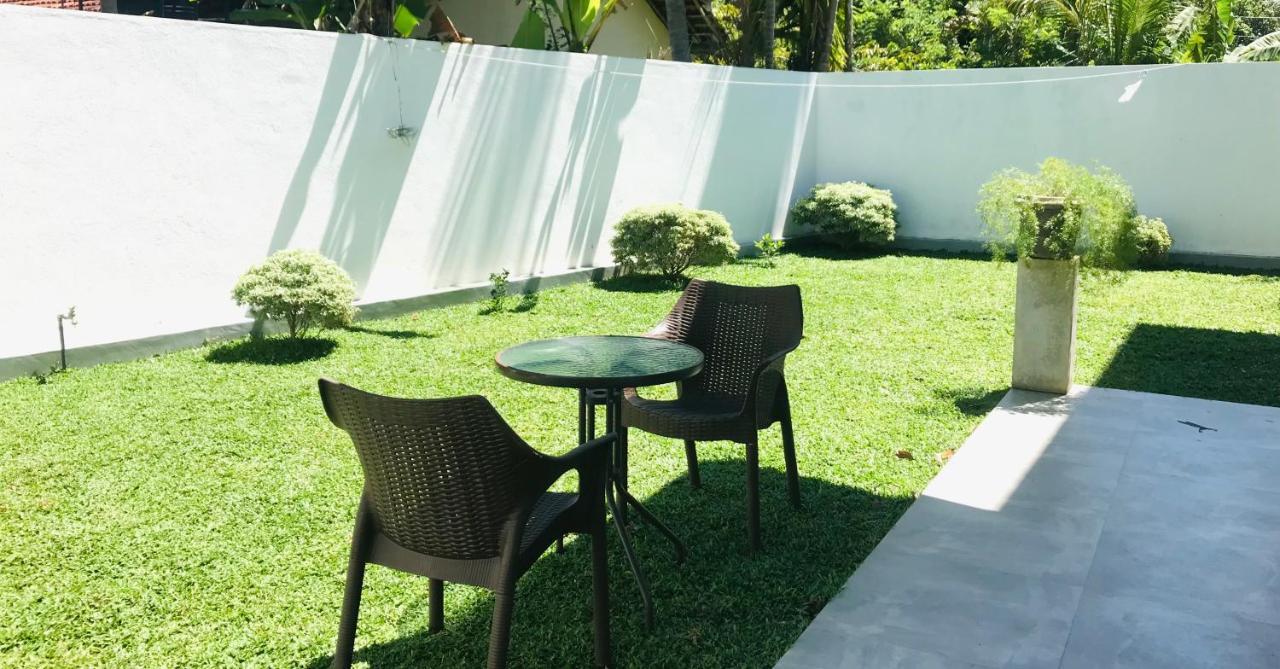 Villa 2A Matara Luaran gambar